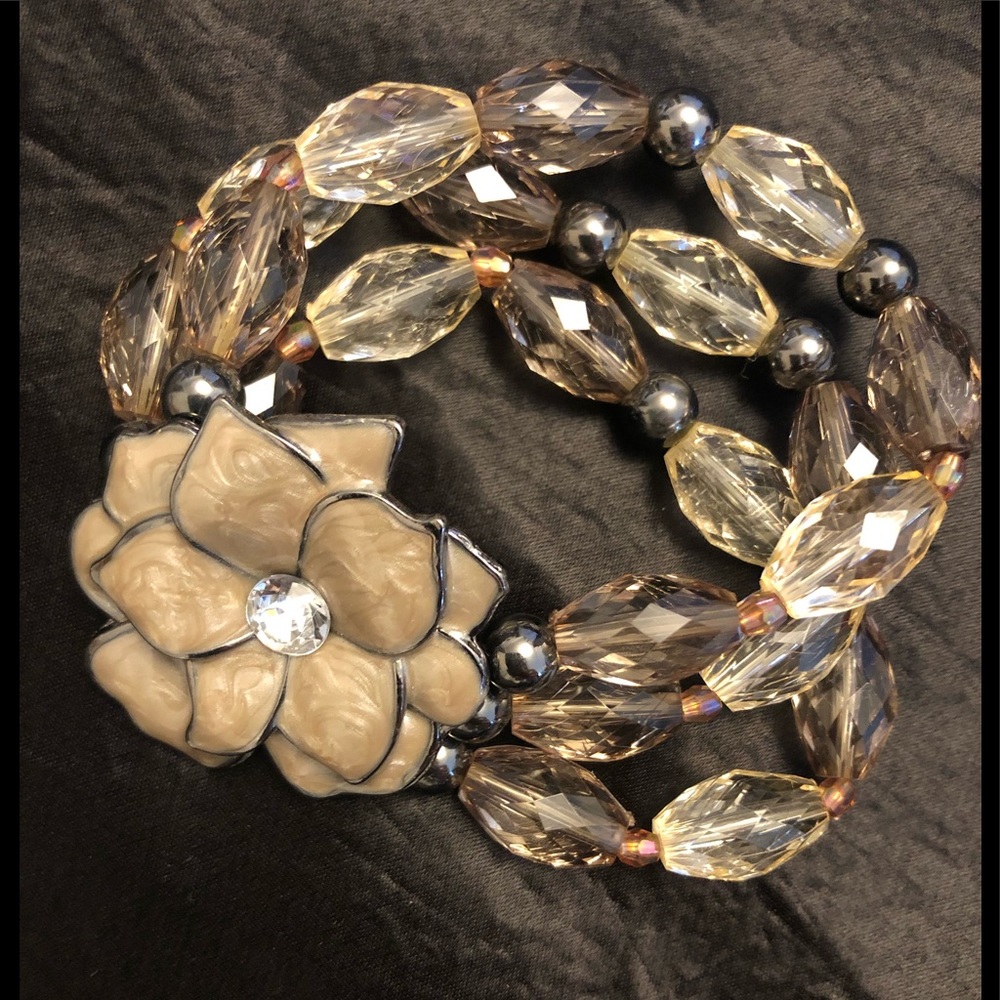 Beaded 3 Strand Stretch Bracelet with Flower Centre “Bohemian Vibes”